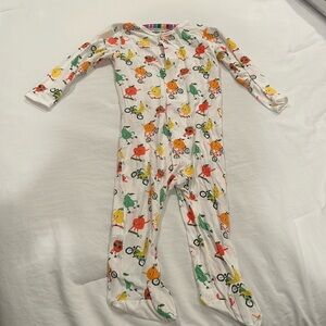 6-9 month Magnetic Me super soft footies!